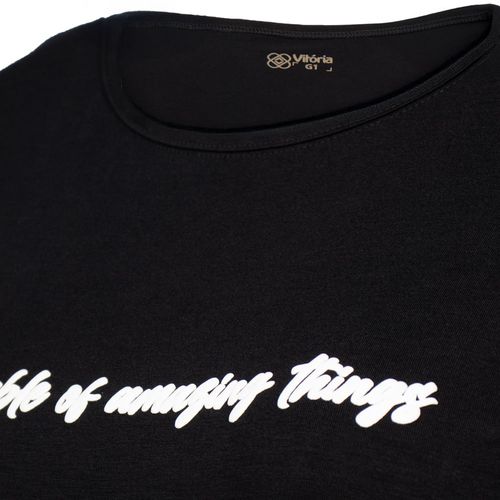 Blusa Feminina Vitória Plus Size Lettering Preto/Branco
