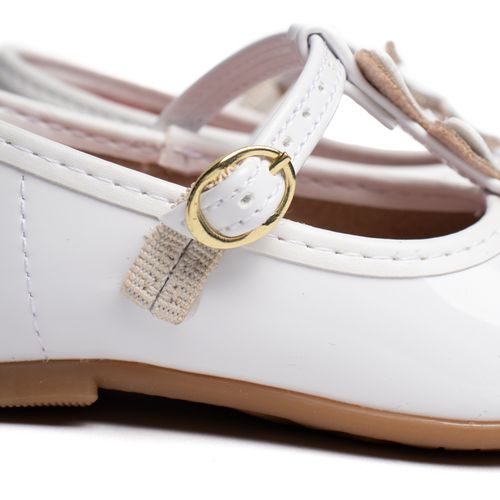 Sapatilha Infantil Molekinha Baby Verniz Corações Branco