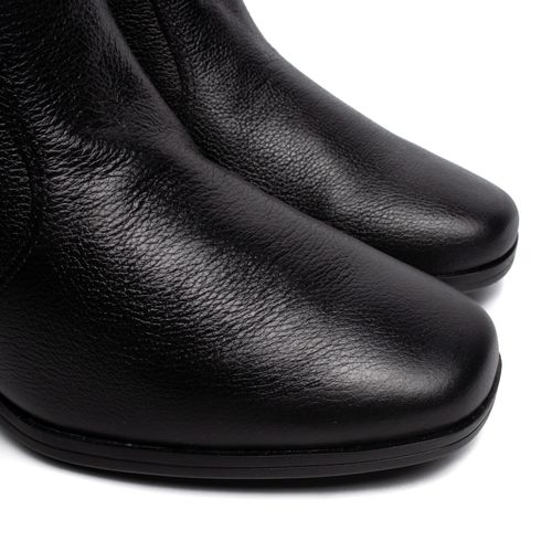 Bota Feminina Bebecê Couro Com Pin de Metal Preto