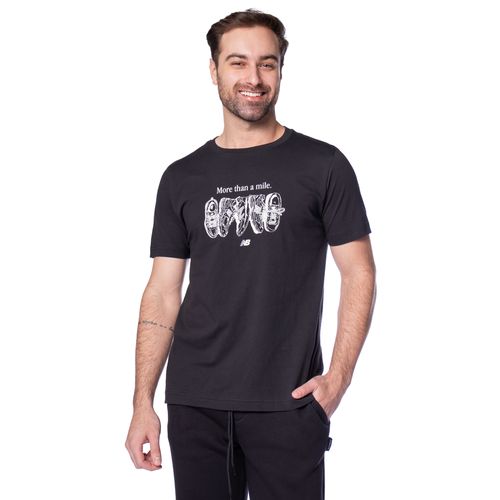 Camiseta Masculina New Balance Miler Graphic Preto